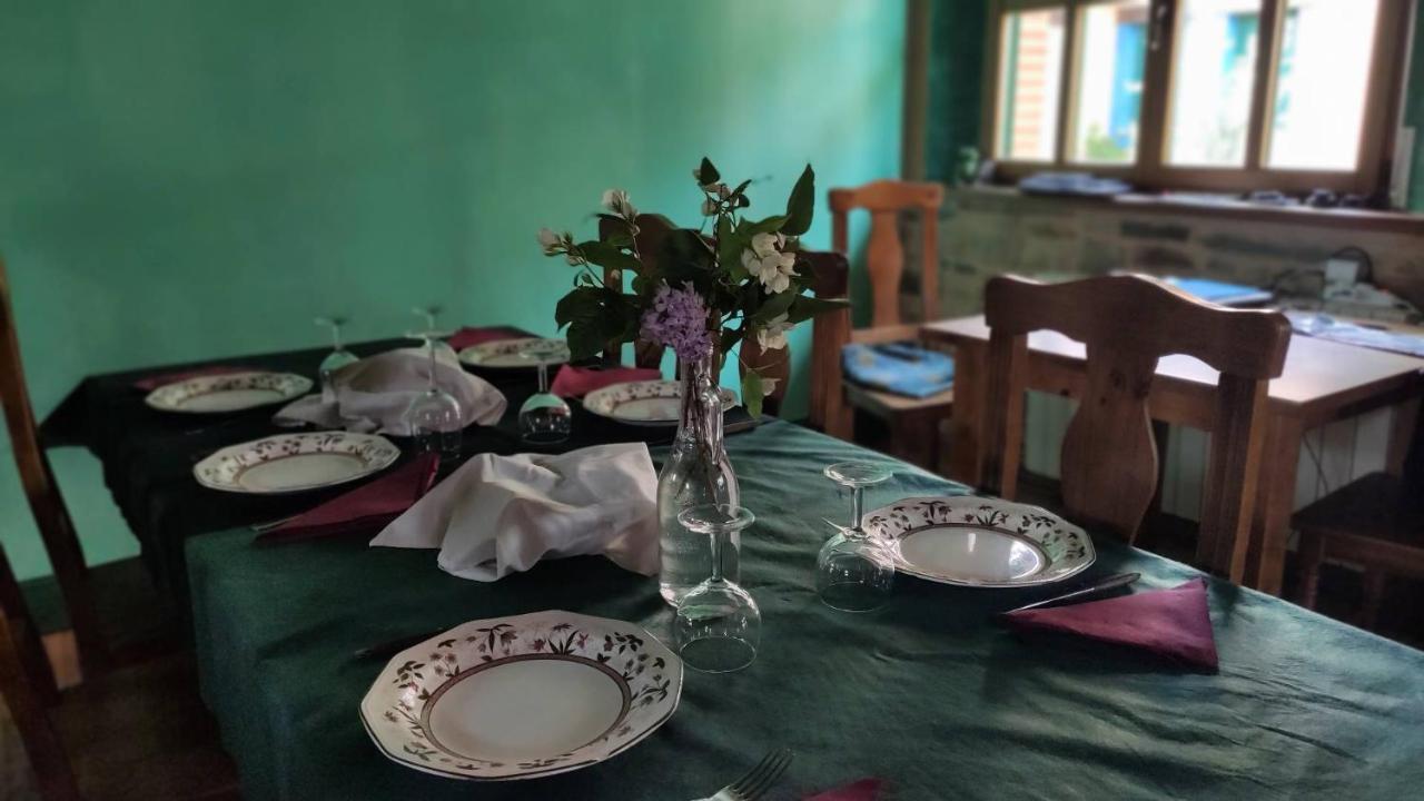 Albergue De Peregrinos Casa Flor Murias de Rechivaldo Exteriör bild