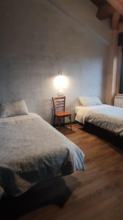 Albergue De Peregrinos Casa Flor Murias de Rechivaldo Exteriör bild