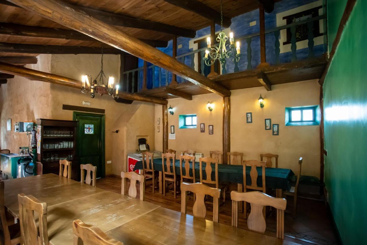 Albergue De Peregrinos Casa Flor Murias de Rechivaldo Exteriör bild